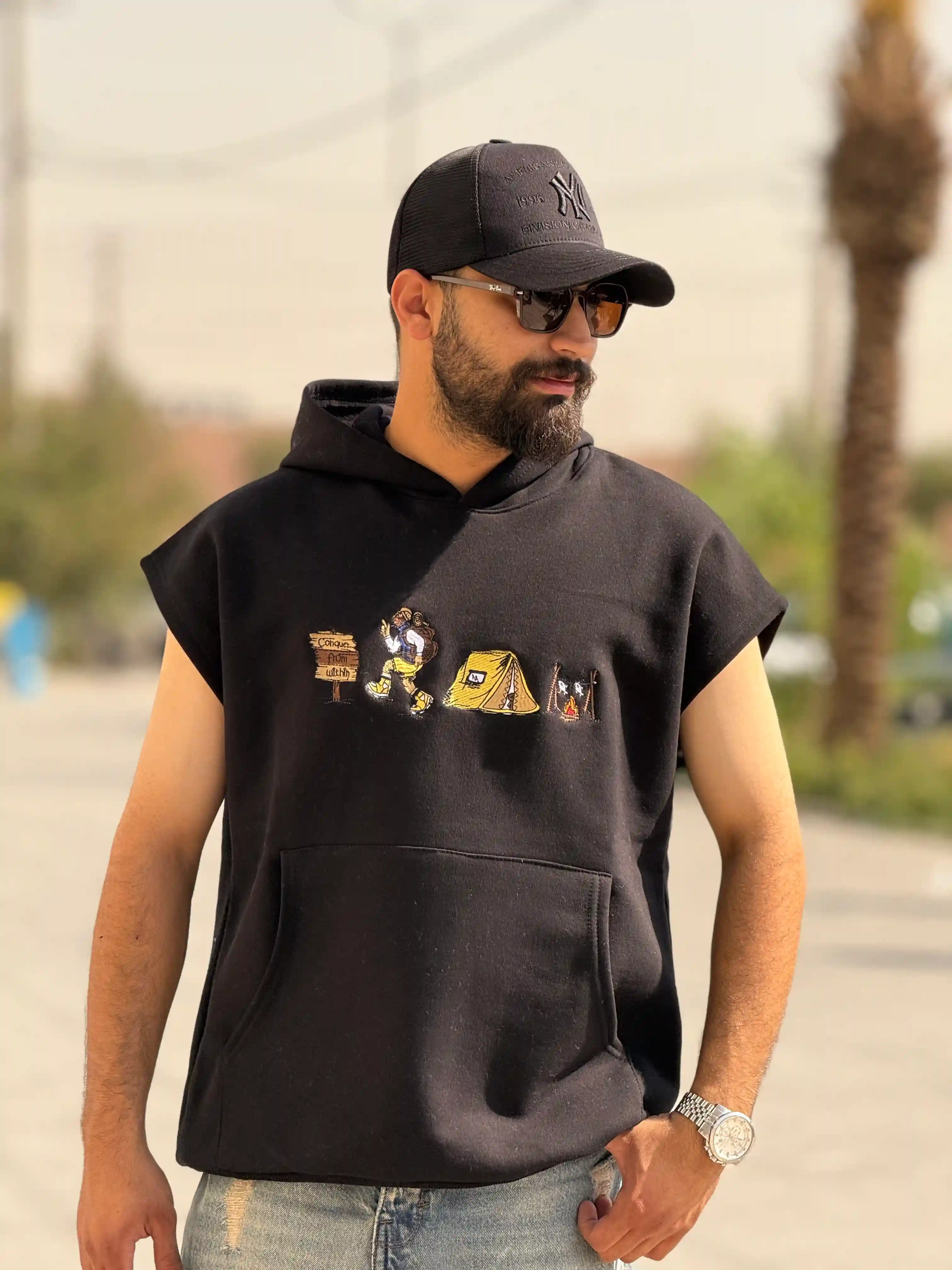 وست هودی کد 22 مشکی