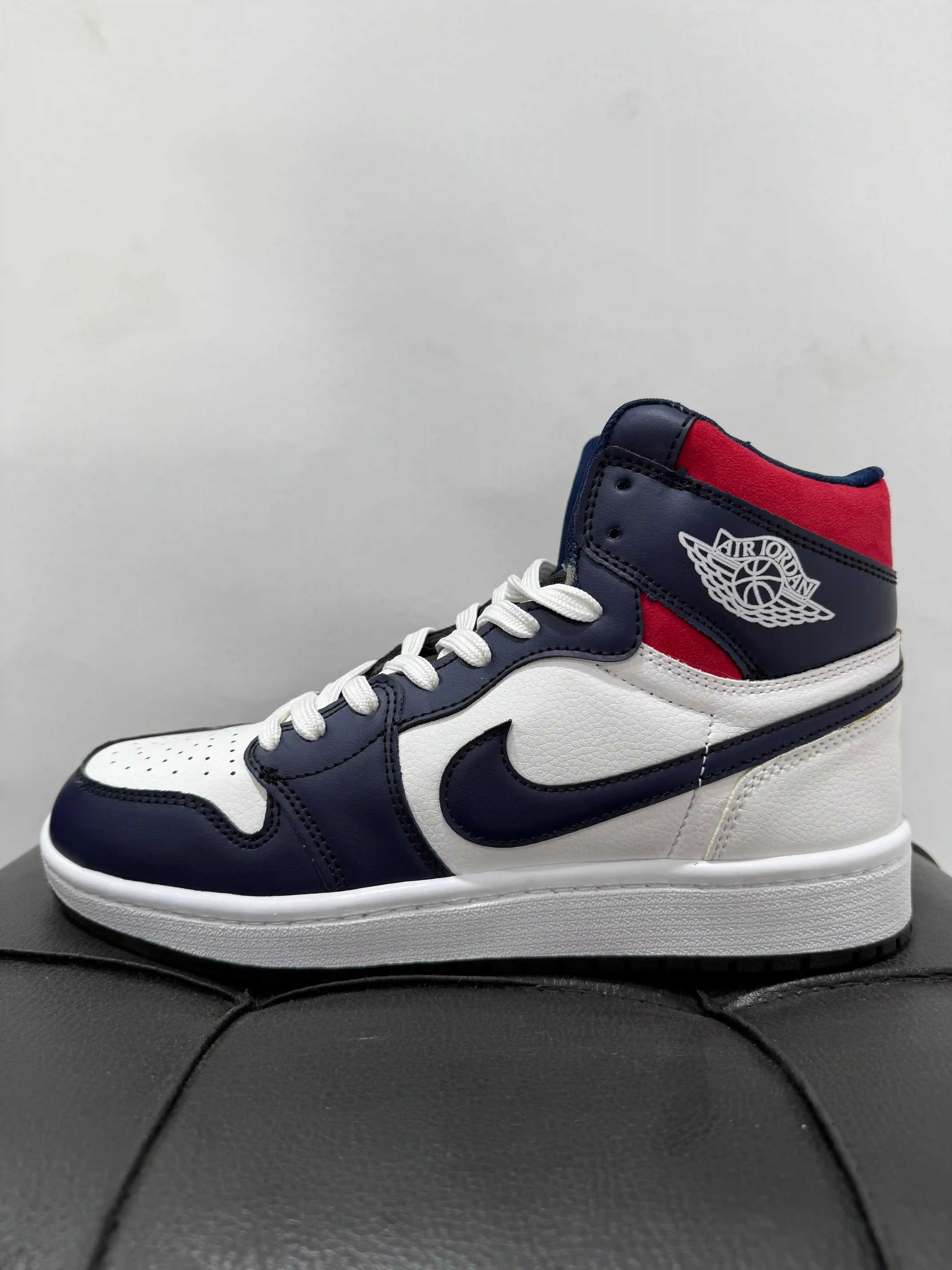 جردن 1سفید سرمه ای 